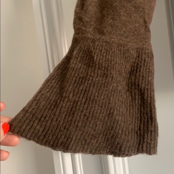 Sweater - Picture 2 of 6